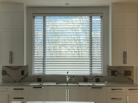 Hunter Douglas Dealer Image